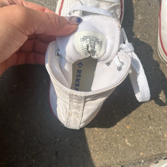 Converse white high top sneakers.8C EUC - Picture 5 of 8